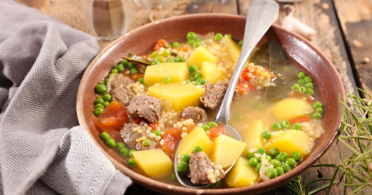 Caldo de Carne com Legumes