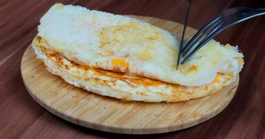 Receita de Ovo com Tapioca e Queijo com Requeijão