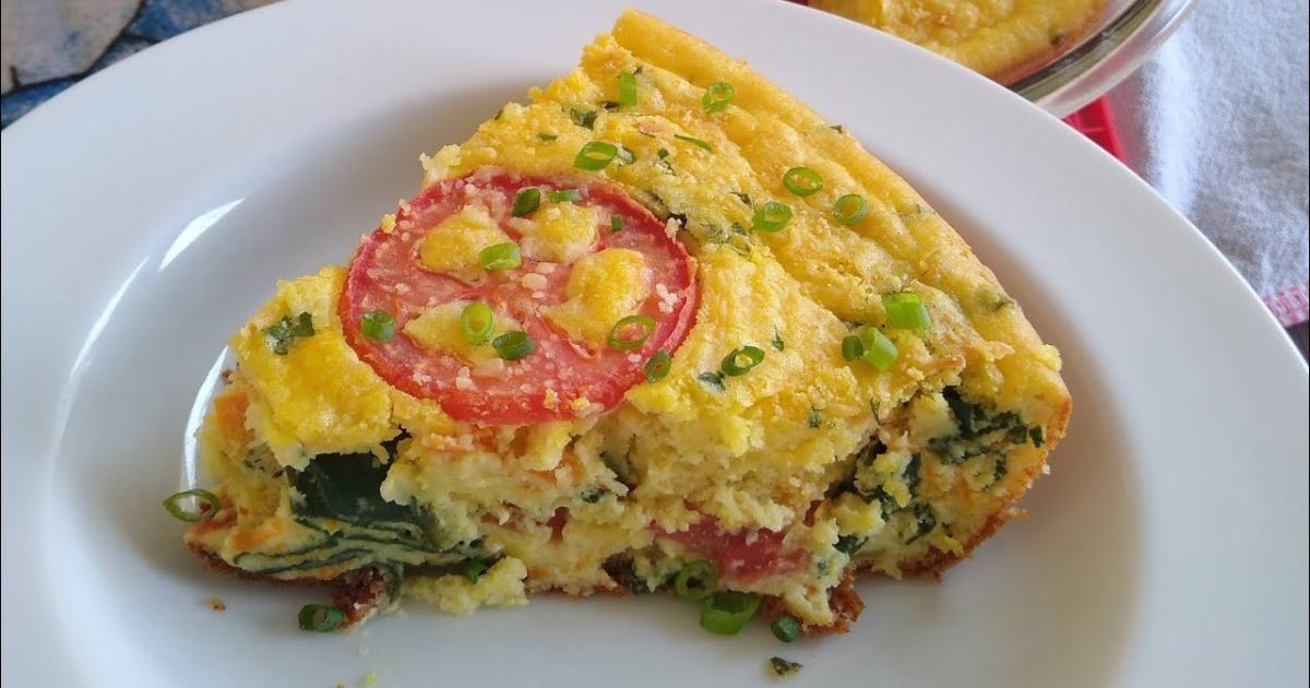 Torta salgada de ricota com espinafre pronta para servir!