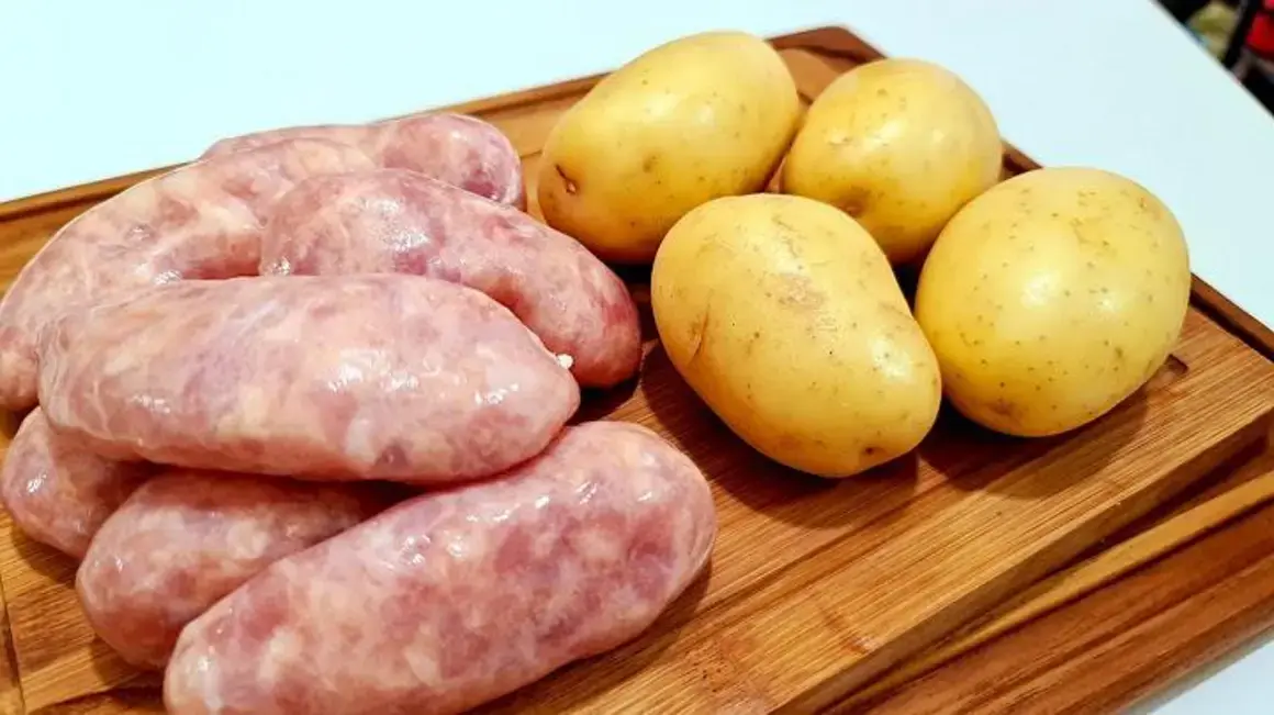Receita de Batatas com Linguiça Toscana: Um Almoço Prático e Saboroso para Hoje