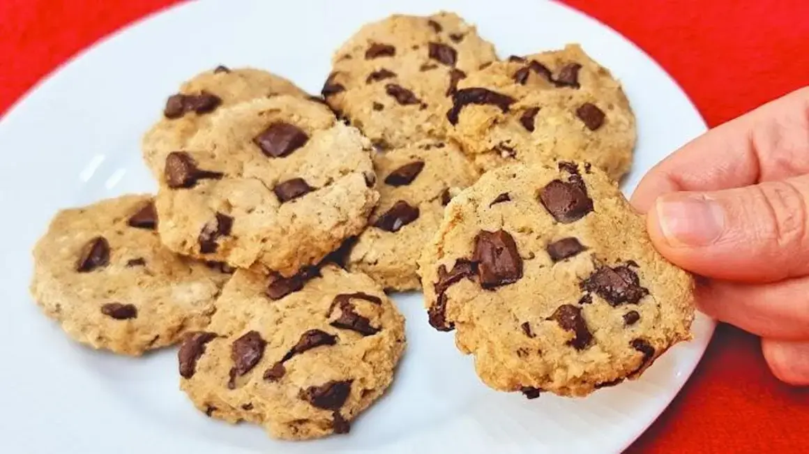 Receita de Bolo de Banana: Apenas 2 Ingredientes Para Um Lanche Saudável e Delicioso