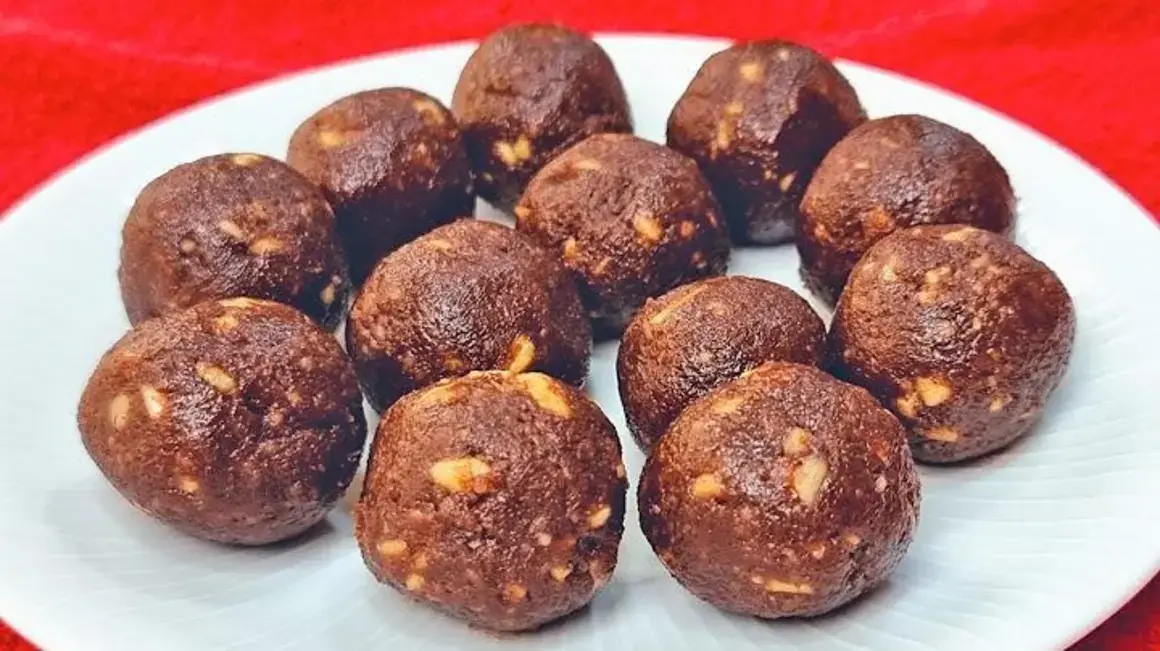 Receita de Bolo de Chocolate Low Carb: Delícia Sem Açúcar e Super Fácil