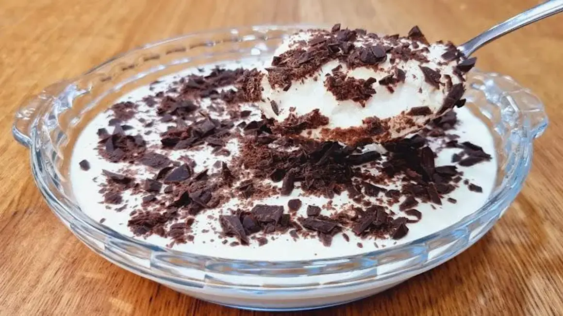 Receita de Bolo Low Carb: Delícia Sem Açúcar e Com Apenas 4 Ingredientes Fáceis