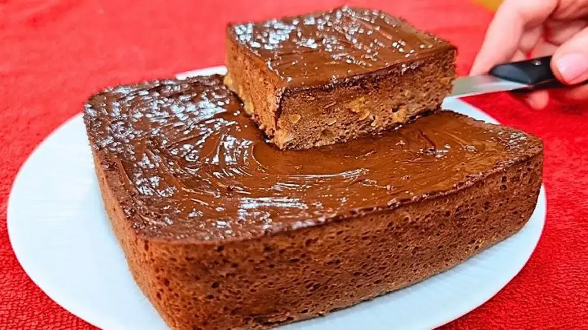 Receita de Bolo Sem Açúcar: Delicioso e Saudável em Apenas 5 Minutos
