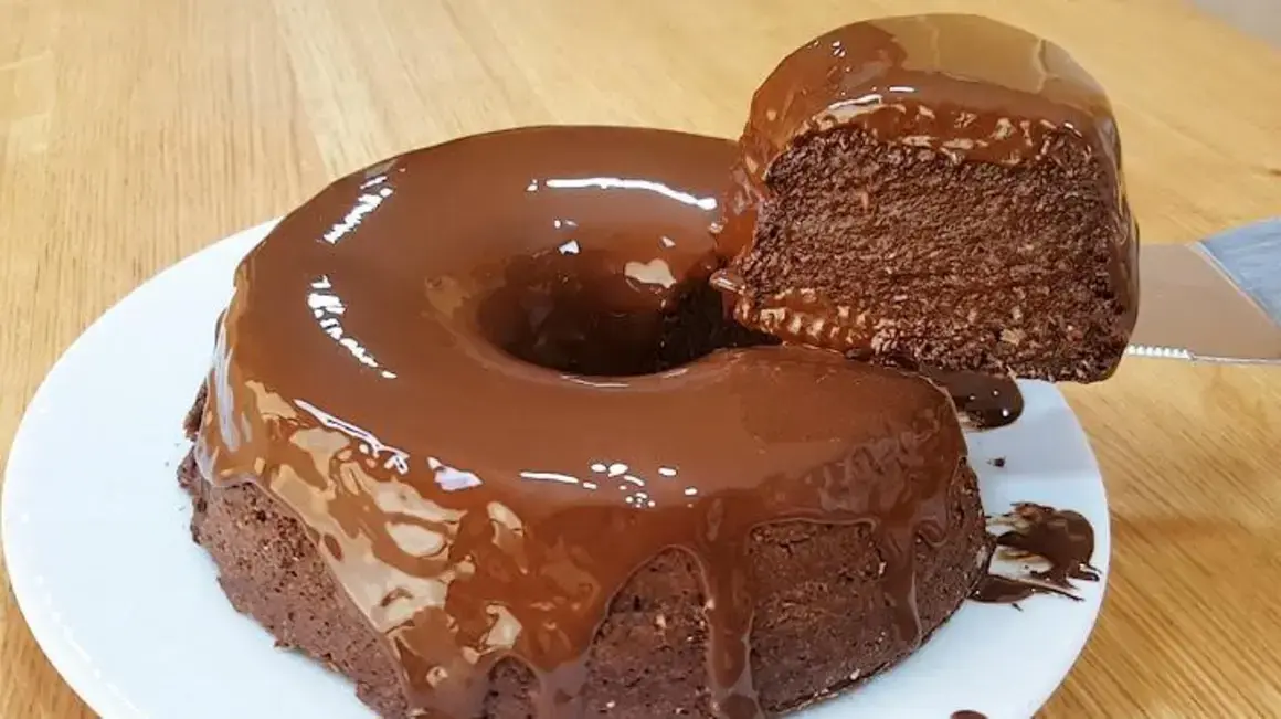 Receita de Bolo Zero Farinha: Delicioso, Molhadinho e Sem Açúcar com Menos Calorias