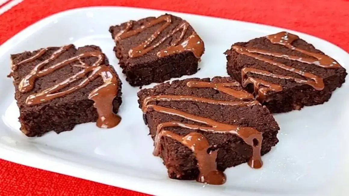 Receita de brownie sem farinha, açúcar e leite: fácil e saudável para você!