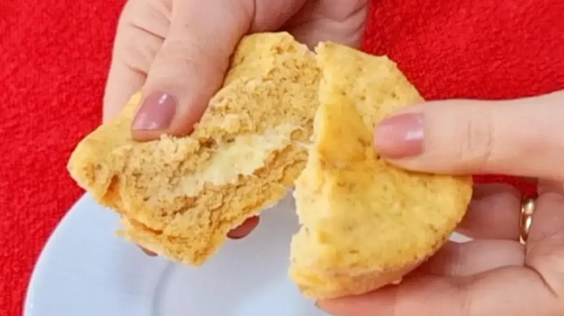 Receita de Pão Low Carb: Delicie-se com esta opção fácil e rápida em 3 minutos!