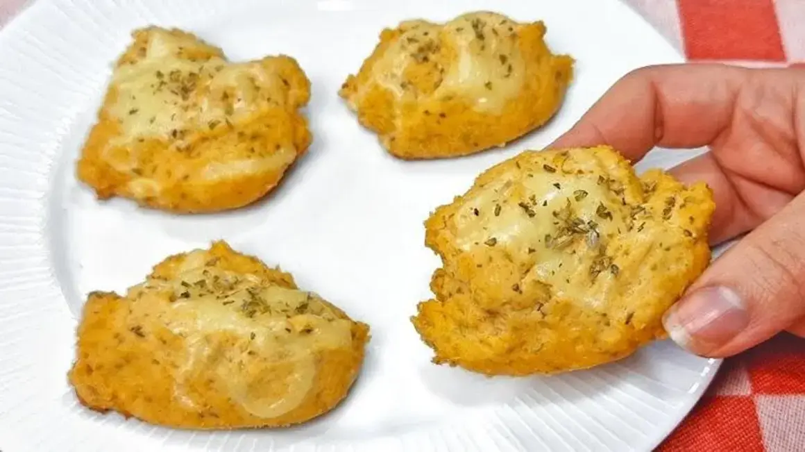 Receita de Pão Low Carb: Uma Delícia Rápida e Sem Farinha para Saborear