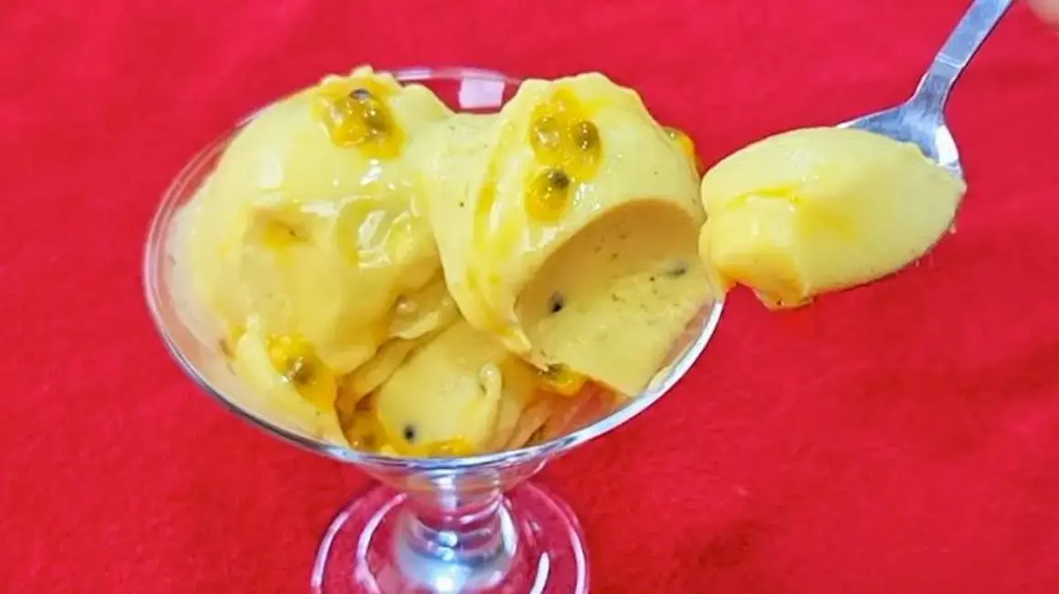 Receita de Sorvete Cremoso Sem Açúcar e Leite: Fácil, Rápido e Delicioso!