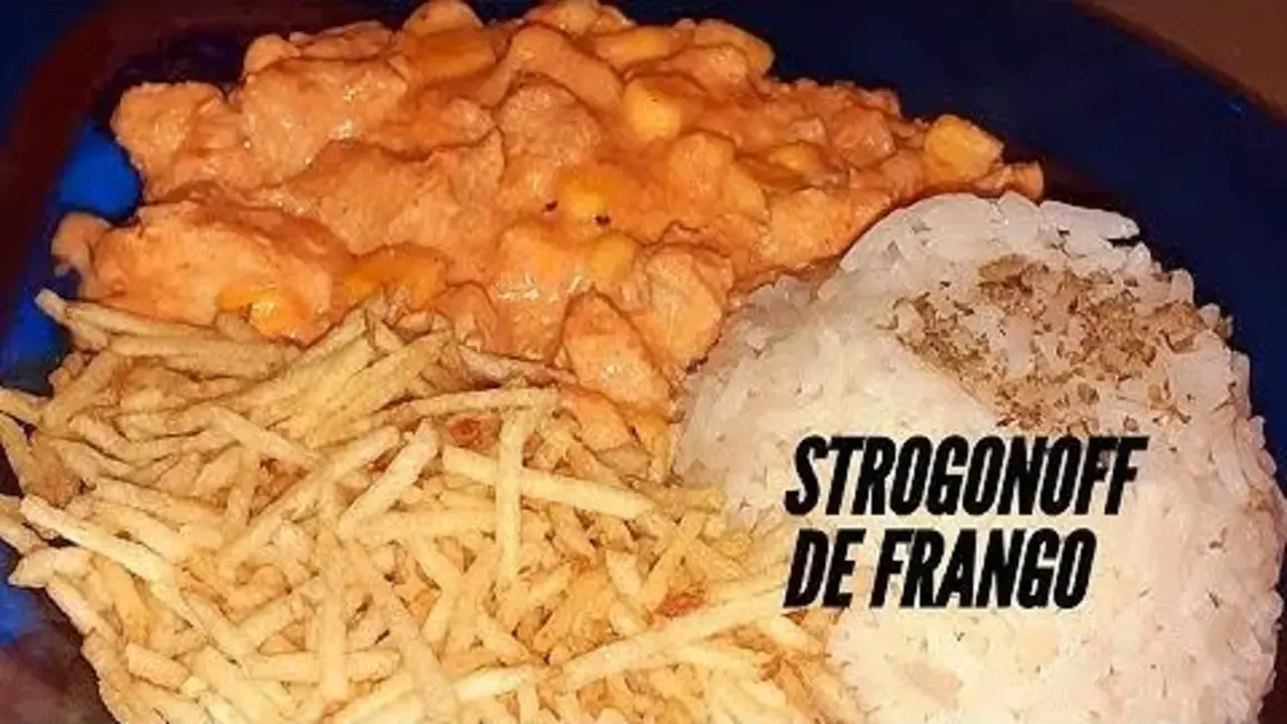 Receita de Strogonoff de Frango Super Fácil que Vou Te Ensinar a Fazer Hoje