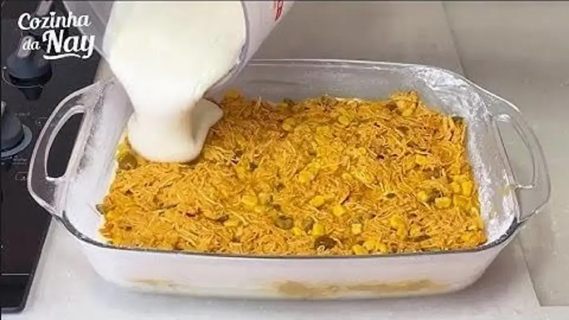 Receita de torta de frango cremosa feita no liquidificador e super deliciosa
