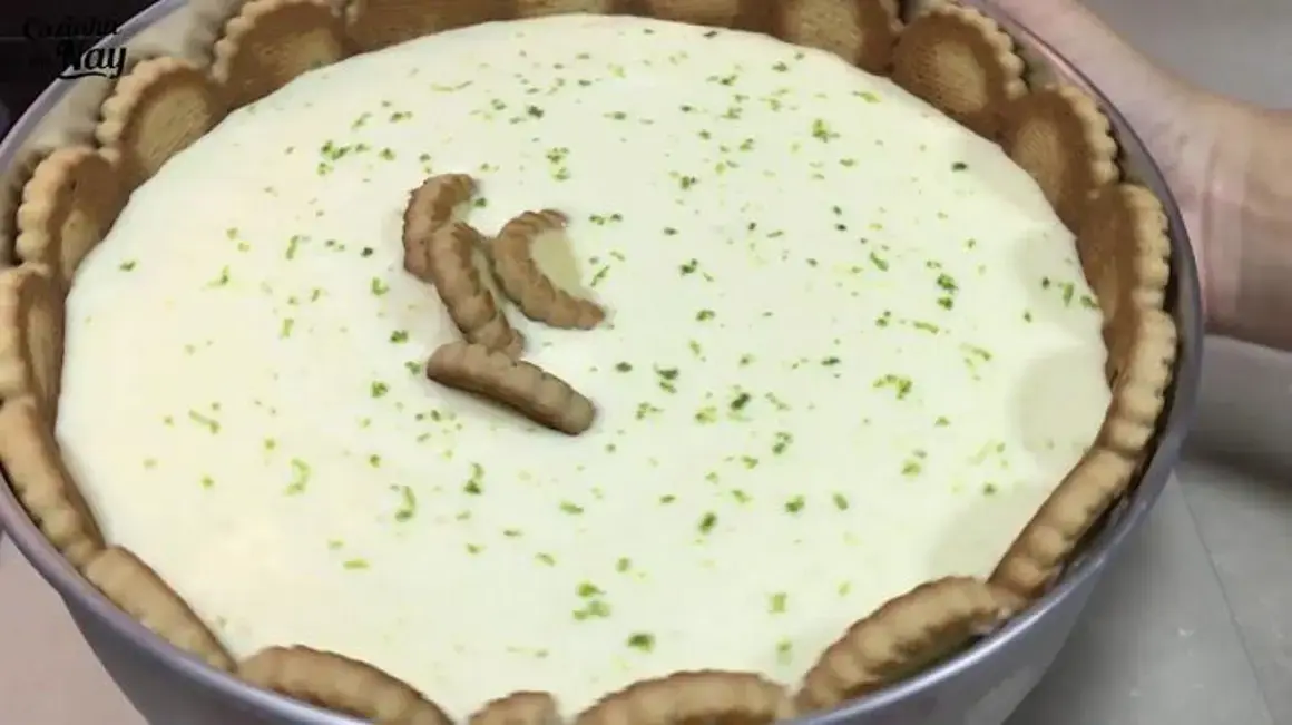 Receita de Torta de Limão com Tortinhas: Uma Delícia que Encanta Meu Paladar