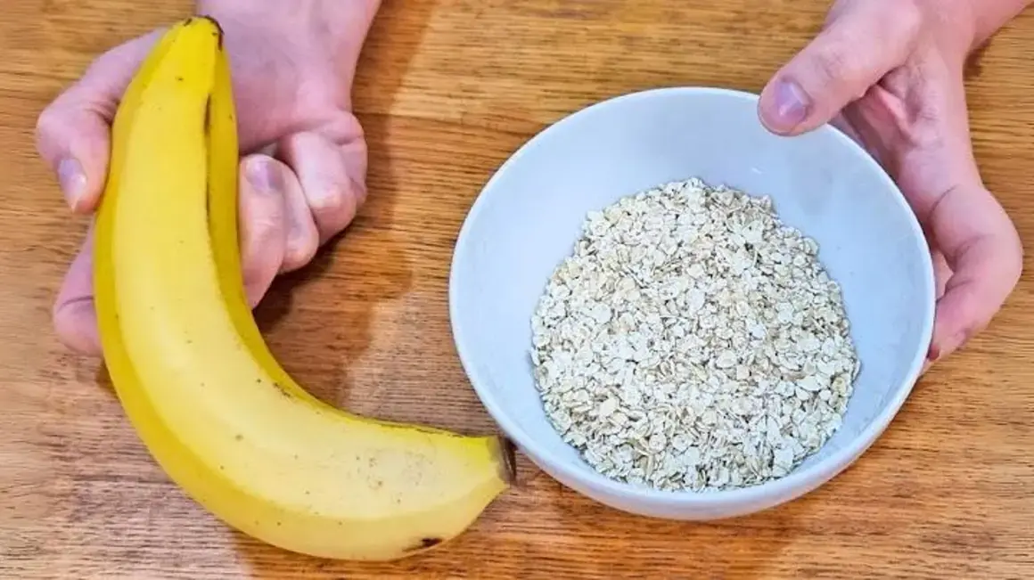 Receita de Banana com Aveia: Uma Delícia Saudável e Fácil de Fazer em 3 Minutos