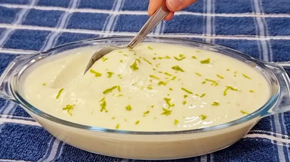 Receita de Bolo de Banana Delicioso e Saudável com Apenas 3 Ingredientes