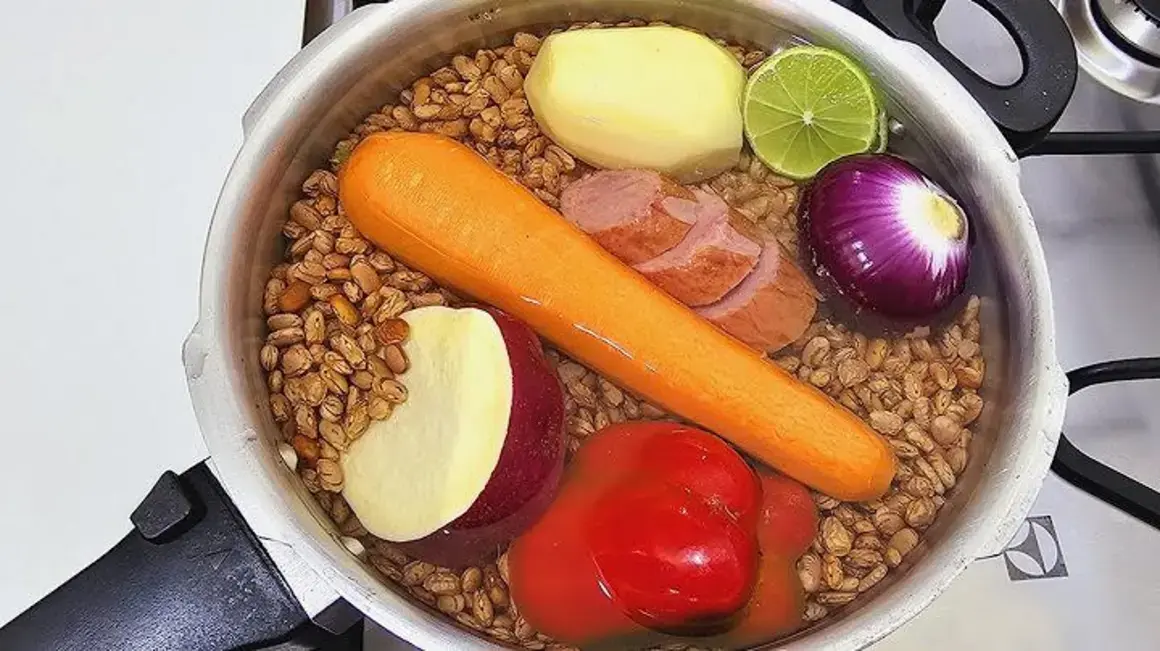 Receita de Feijão: Você vai adorar essa maneira de preparar feijão delicioso!