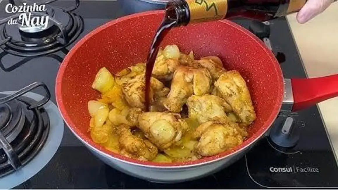 Receita de Frango na Cebola ao Molho Especial que Todos Vão Adorar Fazer