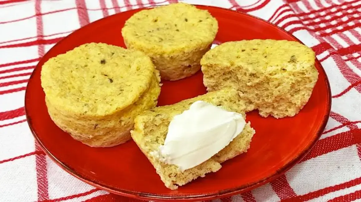 Receita de Pão de 5 Minutos Baixo em Carboidratos: Delicioso e Prático de Fazer
