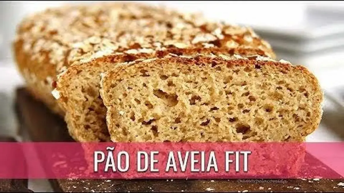 Receita de Pão de Aveia Fit Sem Glúten, Sem Leite e Sem Ovo para Seu Café