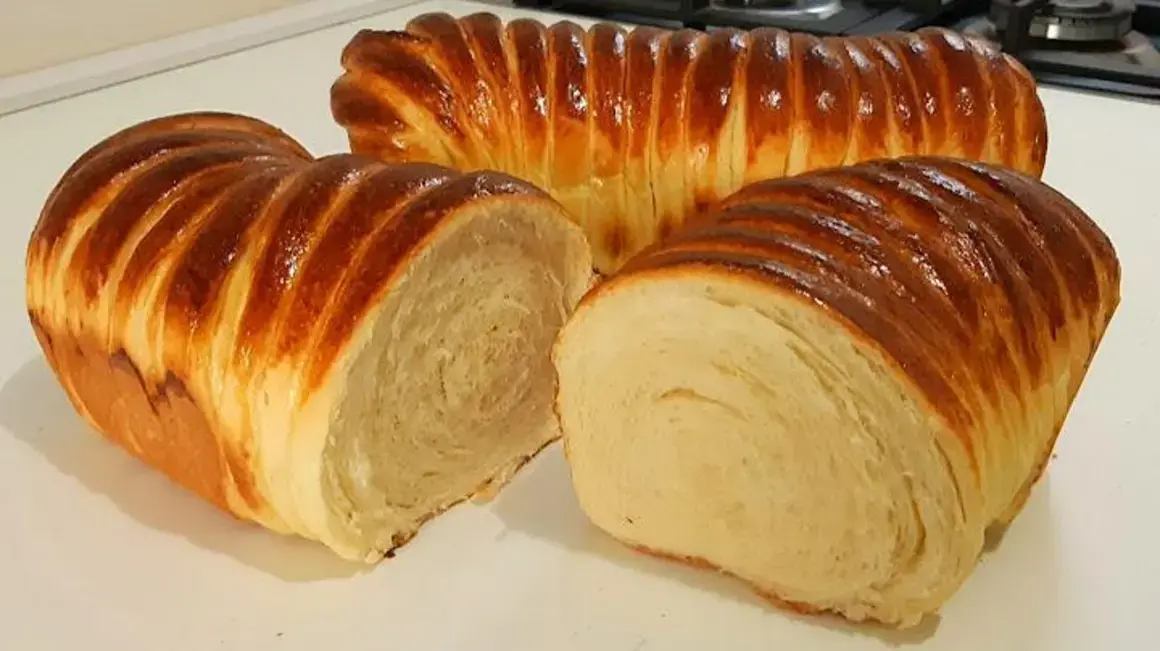Receita de Pão de leite caseiro super fofinho e gostoso para toda a família