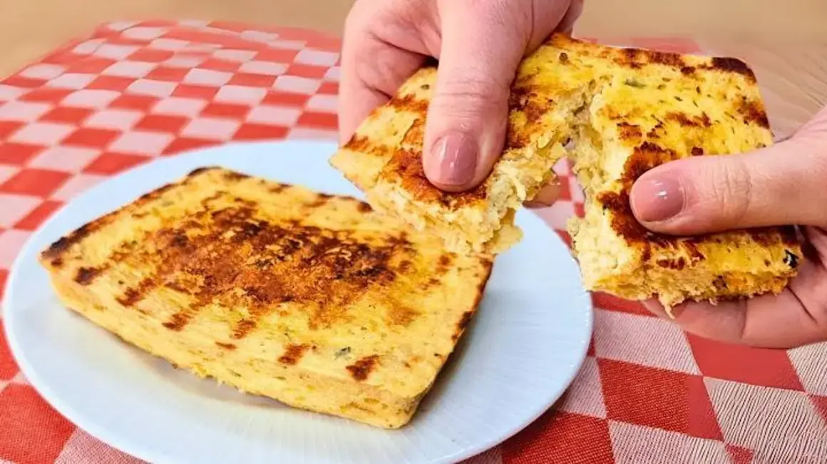 Receita de Pão Low Carb: Substitua o Pão em 5 Min com Apenas 4 Ingredientes