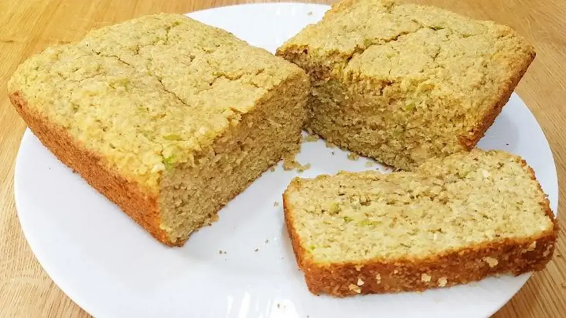 Receita de Pão Rápido e Delicioso Baixo em Carboidratos que Ajuda a Desinchar
