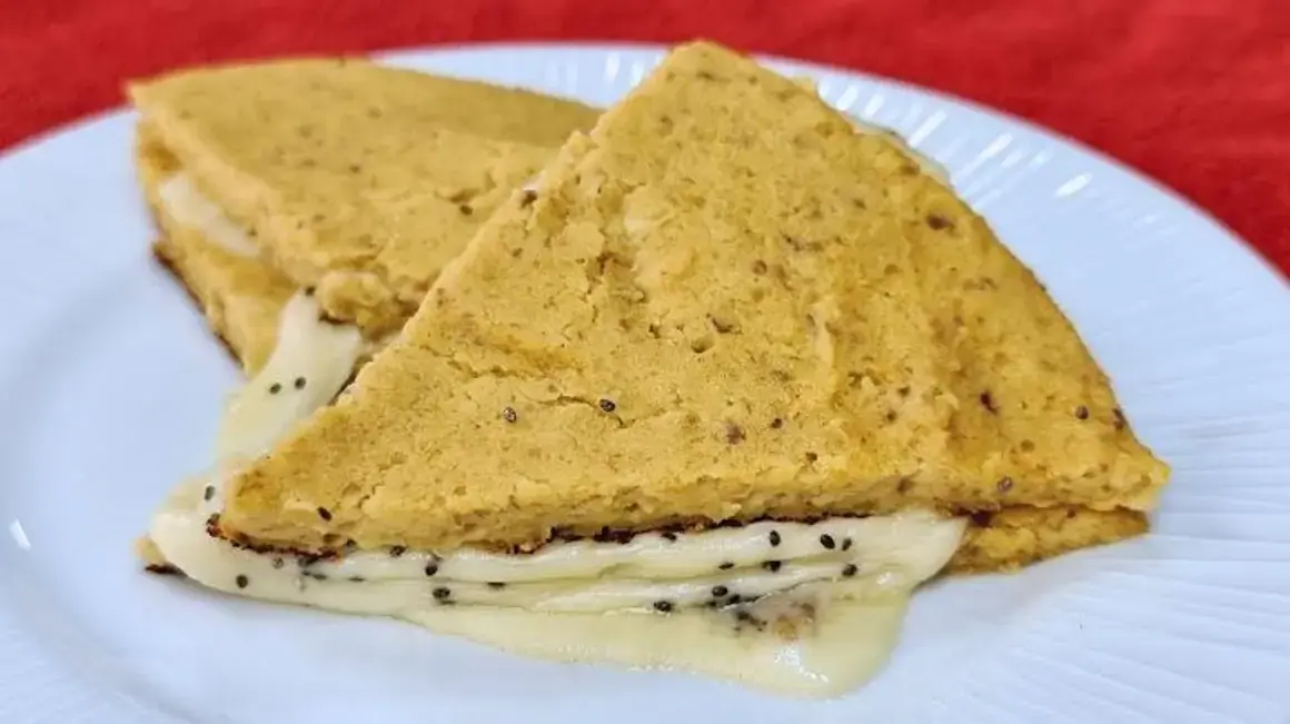 Receita de Pão Sem Farinha: Delícia em 5 Minutos com Apenas 4 Ingredientes!