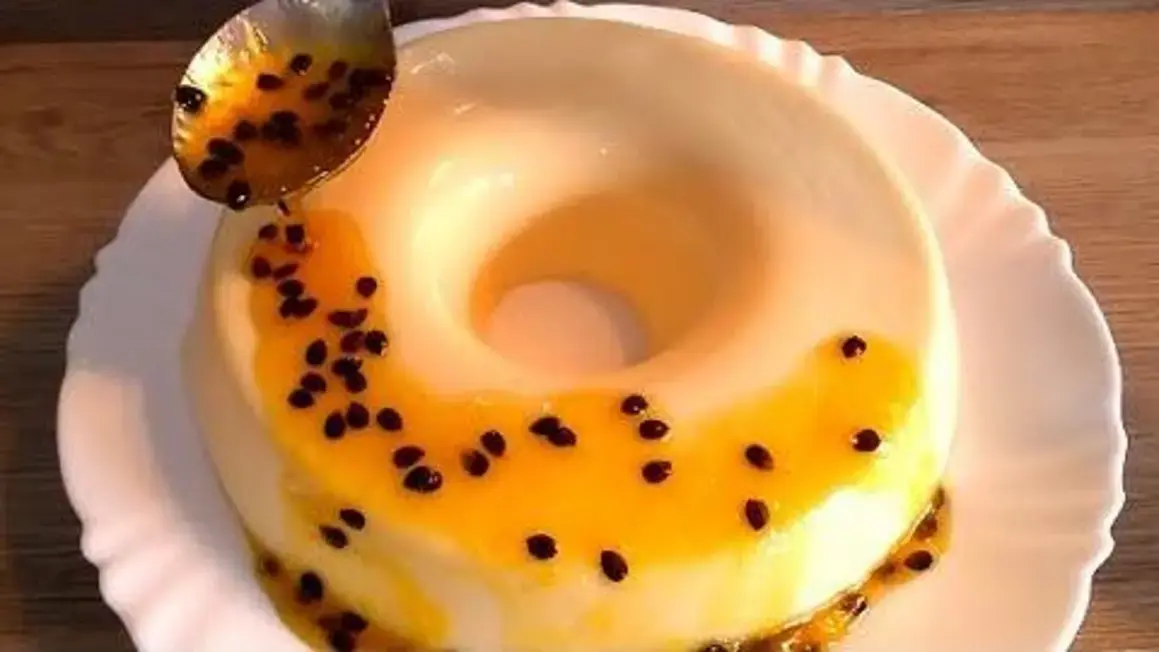 Receita de Pudim de Maracujá que Não Vai ao Forno e é Super Cremoso e Delicioso