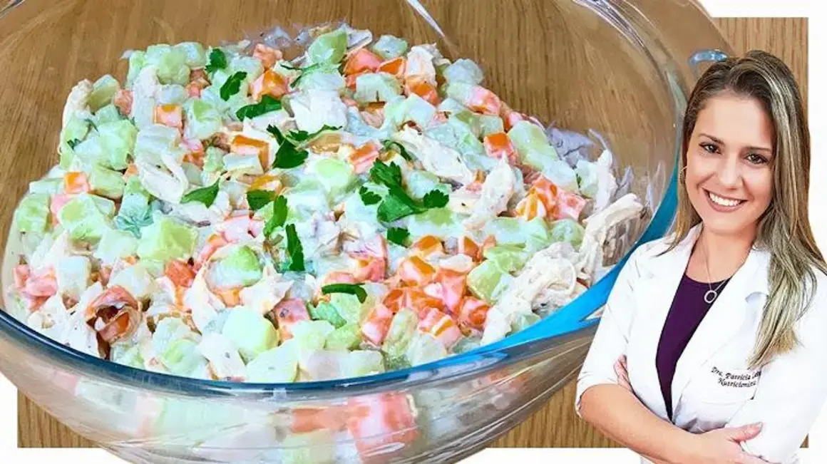 Receita de Salada para Emagrecer e Desinchar: Fácil, Gostosa e Nutritiva!