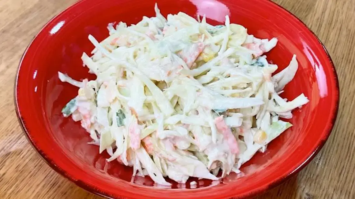 Receita de Salada que desincha e emagrece: Cremosa, Deliciosa e Refrescante!
