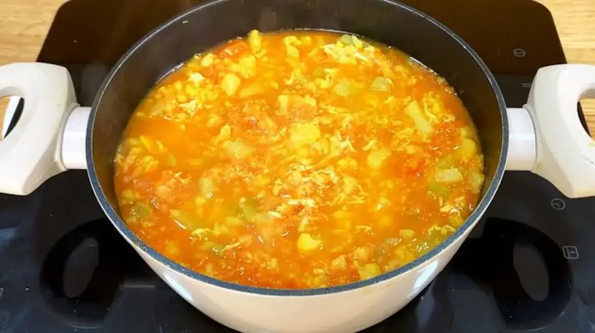 Receita de Sopa que Emagrece, Desincha e Mata a Fome de Forma Rápida e Fácil