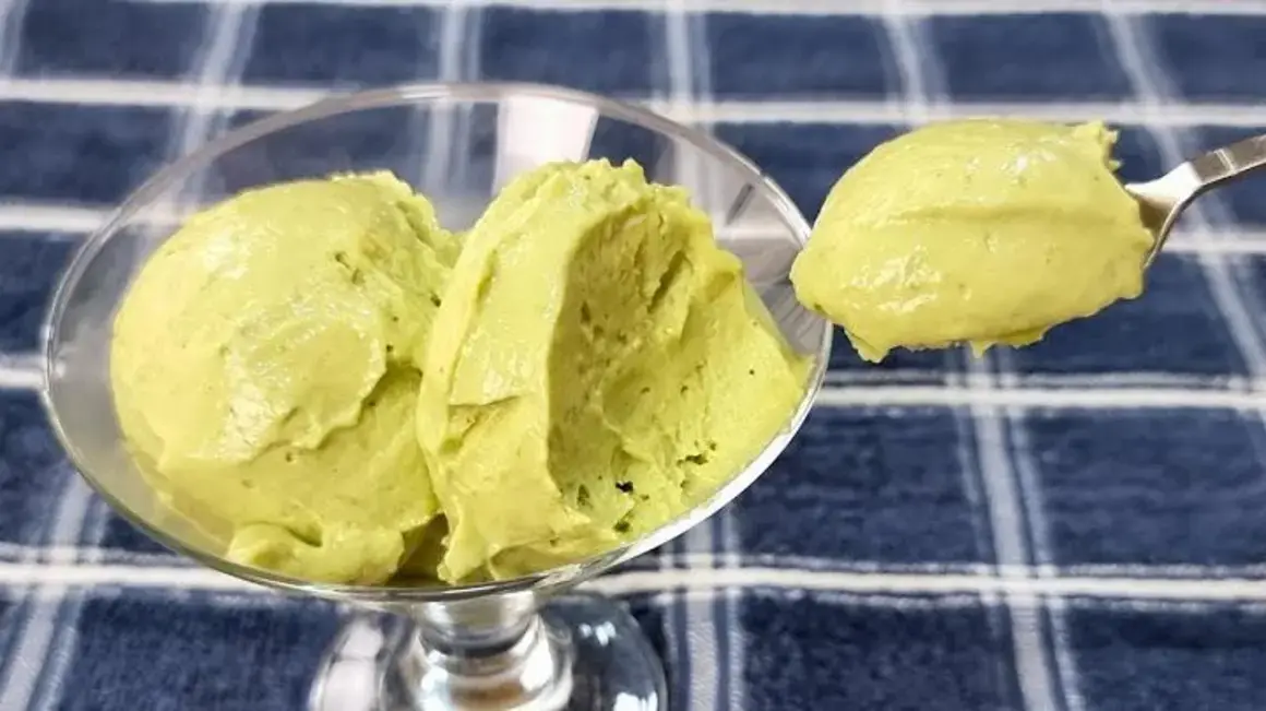 Receita de Sorvete Cremoso Anti-Inflamatório Sem Açúcar: Fácil e Saudável