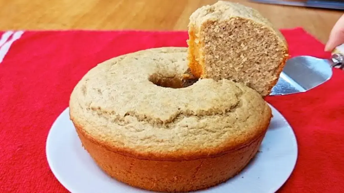 Receita de Bolo de Arroz Mais Saudável e Gostoso, Sem Glúten e Açúcar