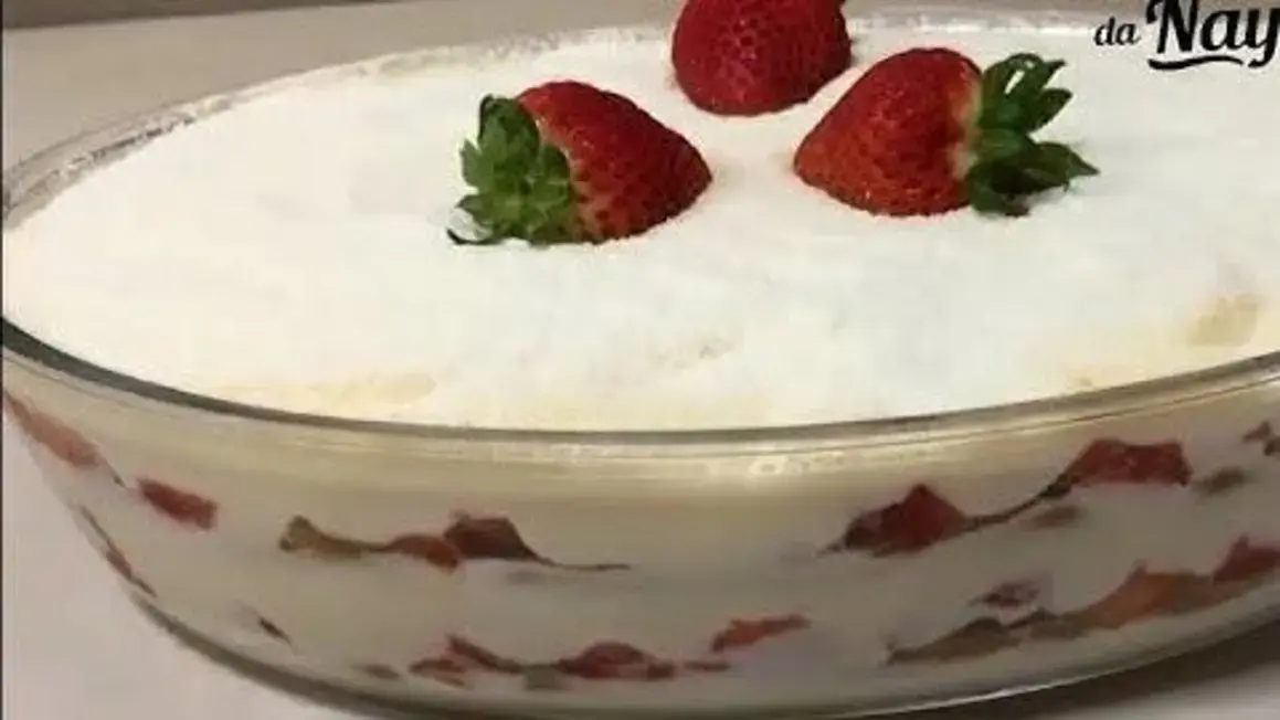 Receita de Pavê de Leite Ninho com Morango: Fácil e Delicioso para Fazer em Casa