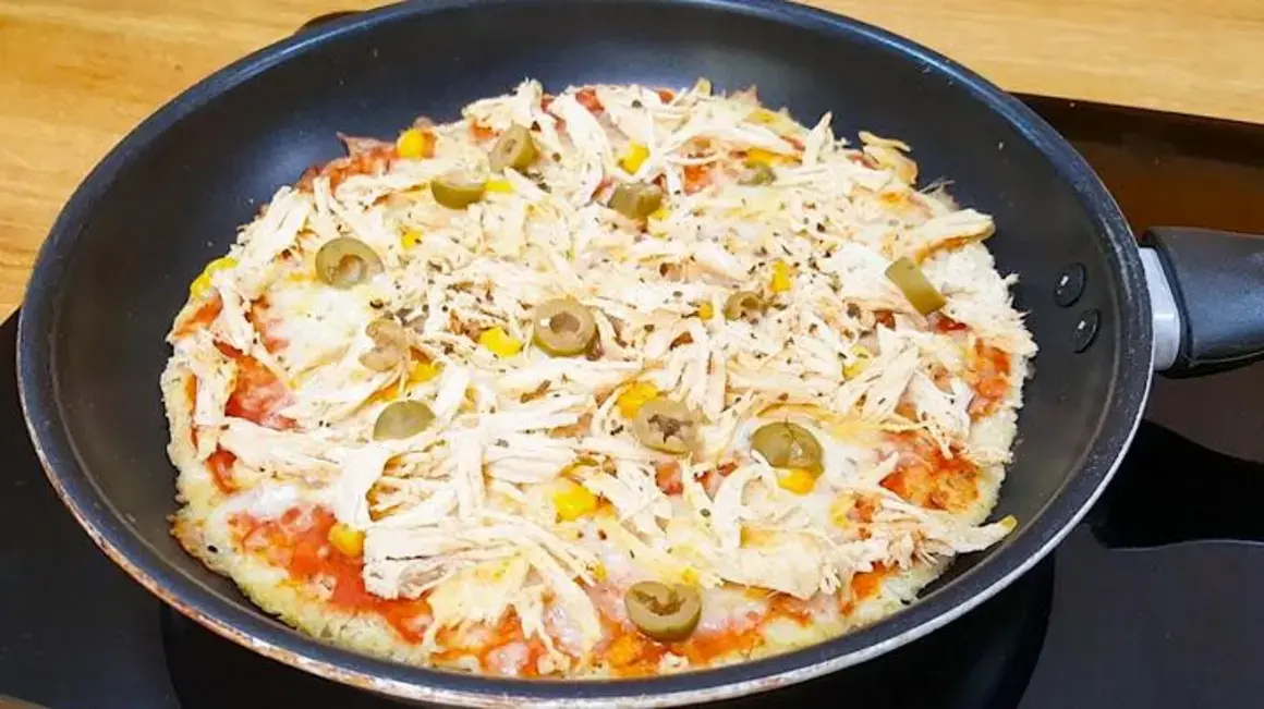 Receita de Pizza de Frigideira Low Carb: Prática, Rápida e Deliciosa para Todos