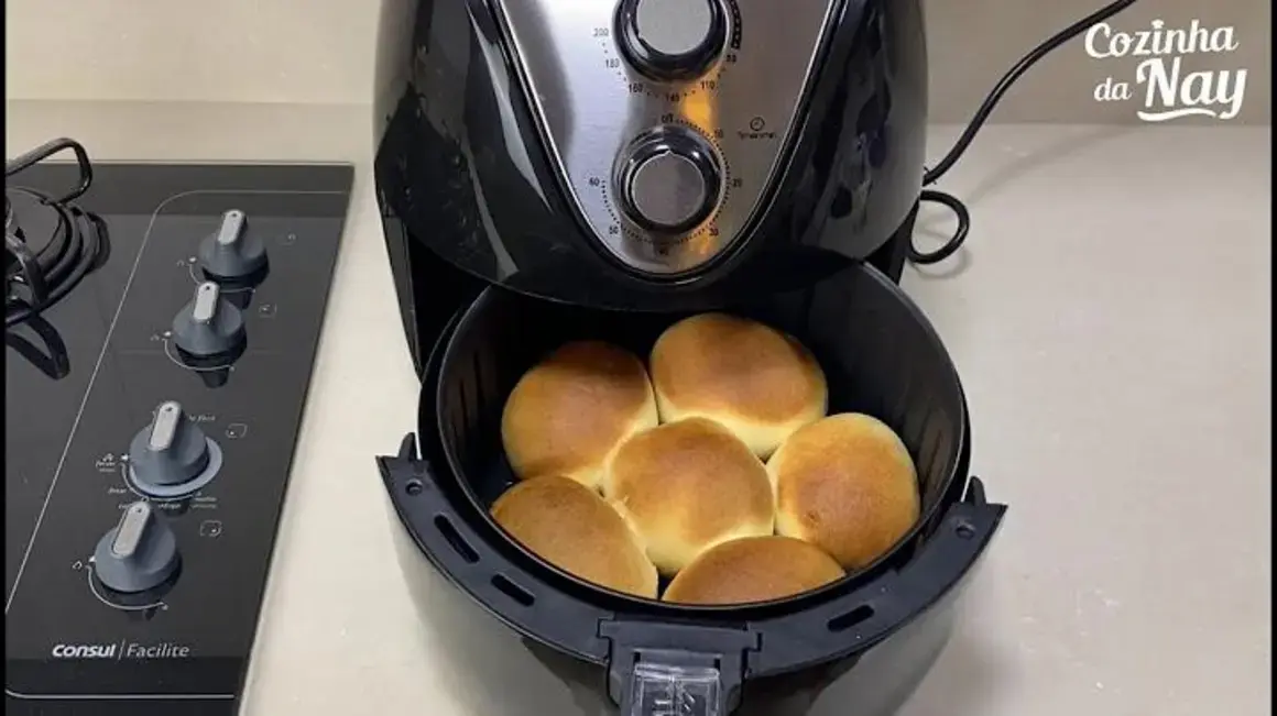 Receita de Pãozinho na Airfryer: Prepare em Apenas 15 Minutos em Casa!